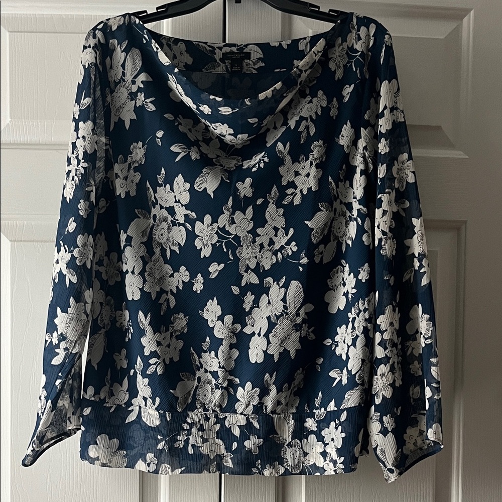 Ann Taylor Floral Navy Blue Women's Blouse